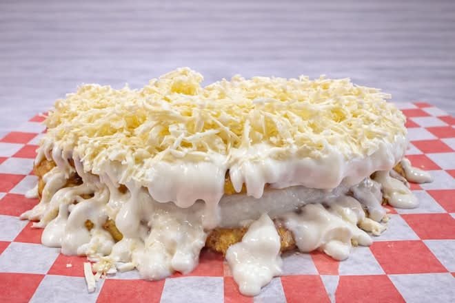 Cachapa with fresh white cheese